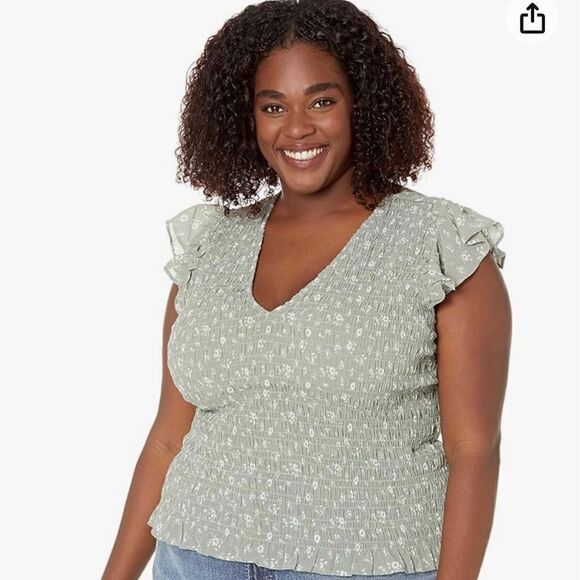 MADEWELL V-Neck Cottage Garden Smocked Lucie Top Green - 26W - Picture 3 of 16